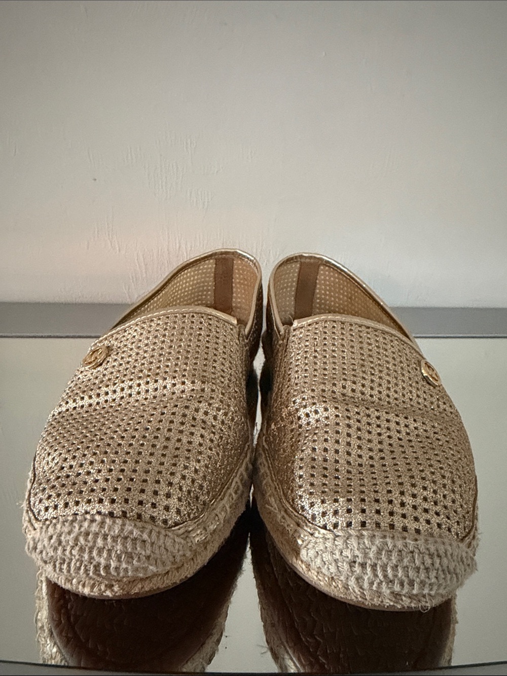 MICHAEL KORS Kendrick Pale Gold Perforated Espadrille Flats Women’s Size 9 - Picture 7 of 15